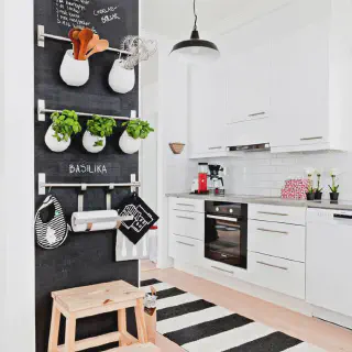 /img/10385-small-kitchen-complete.webp