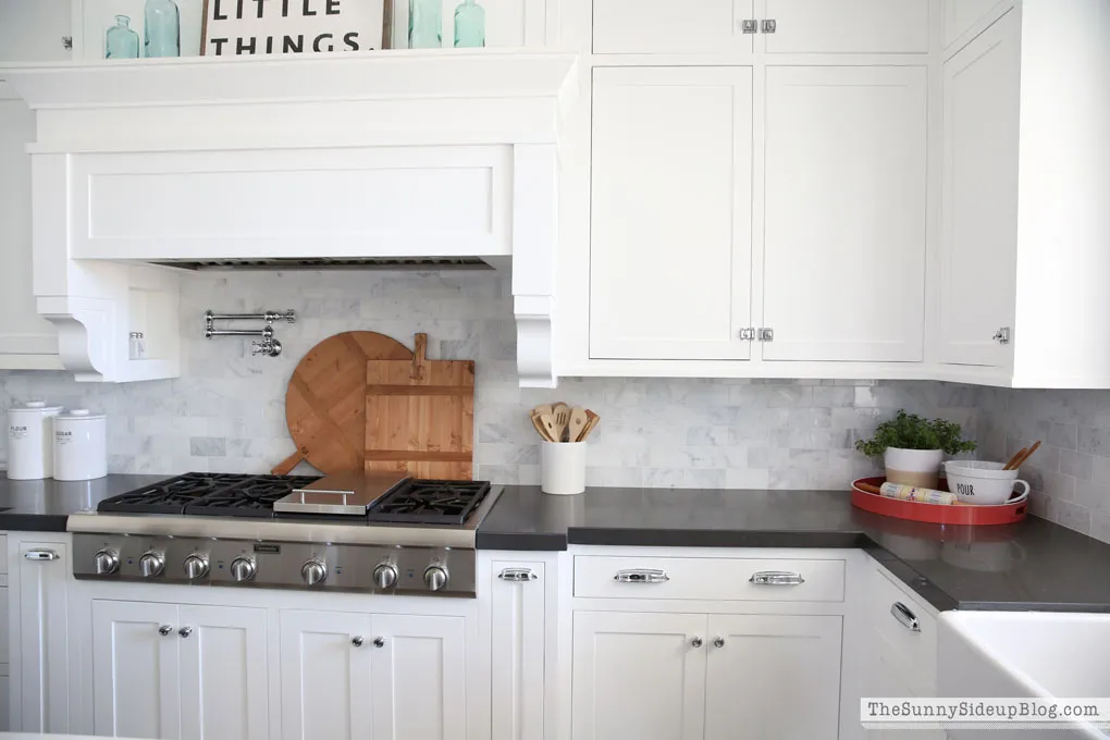 10387 coastal summer kitchen