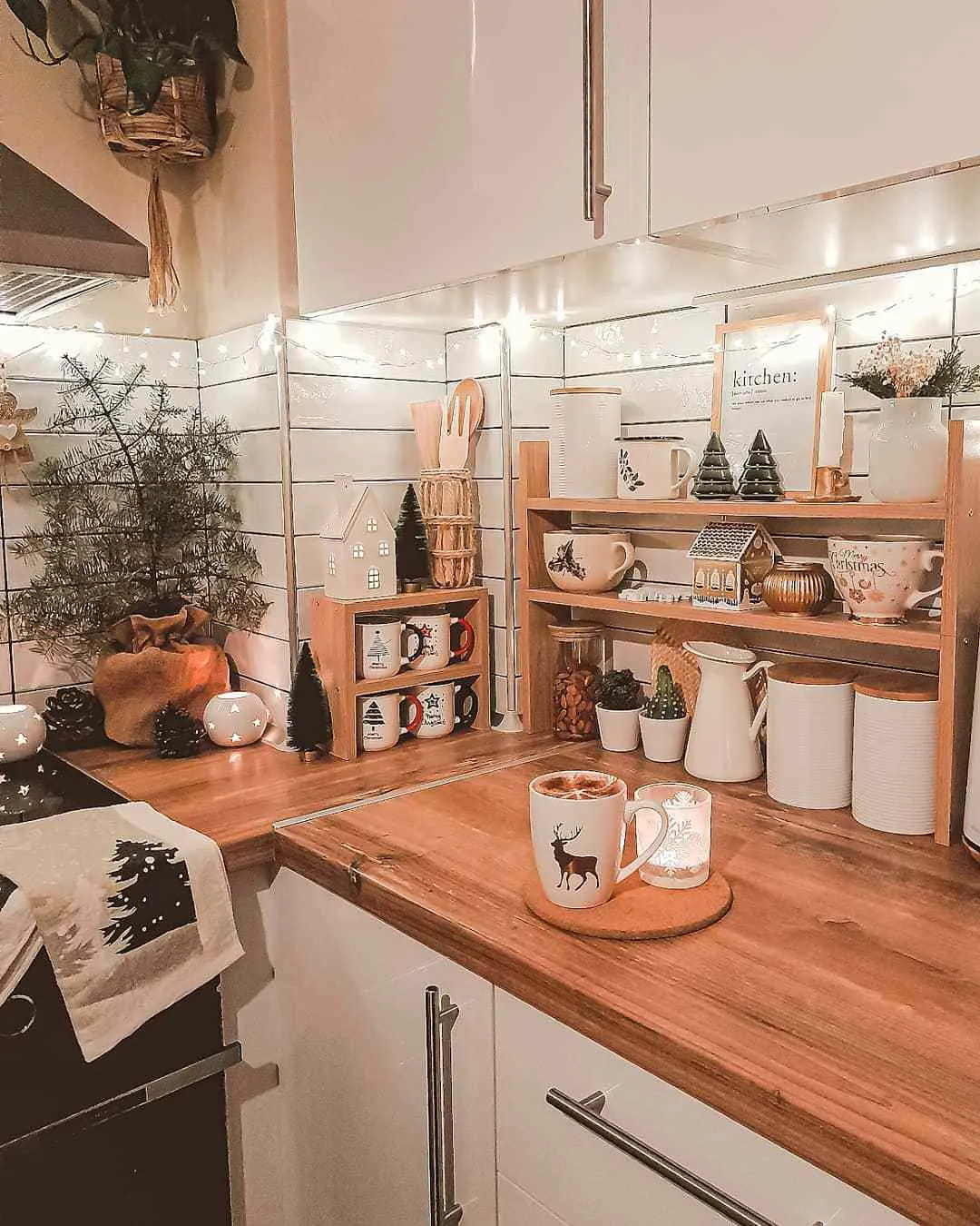 10413 christmas kitchen lighting