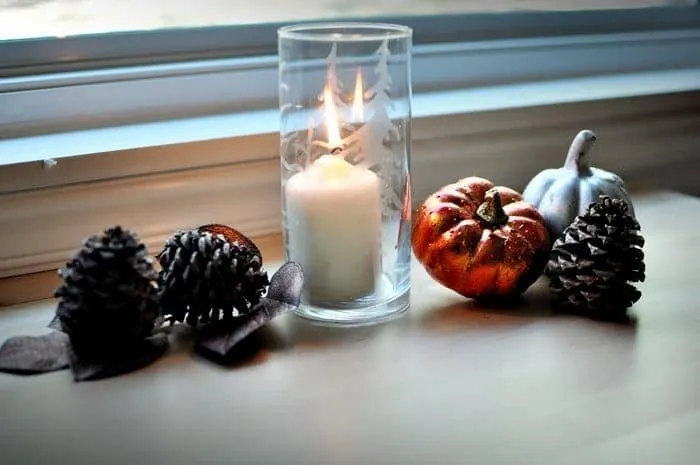 10437 kitchen decor hurricane glass 1