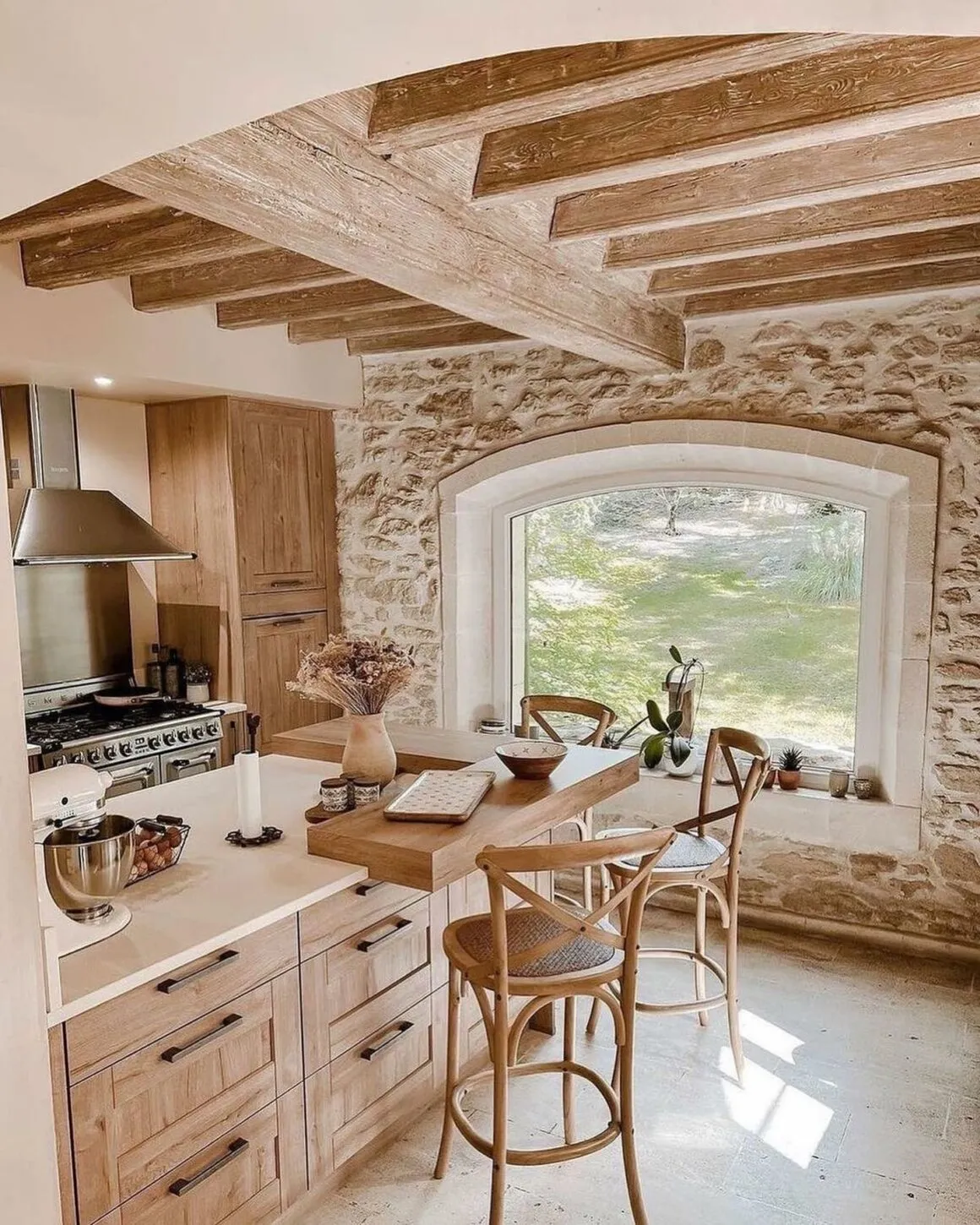 10454 gallery wall kitchen