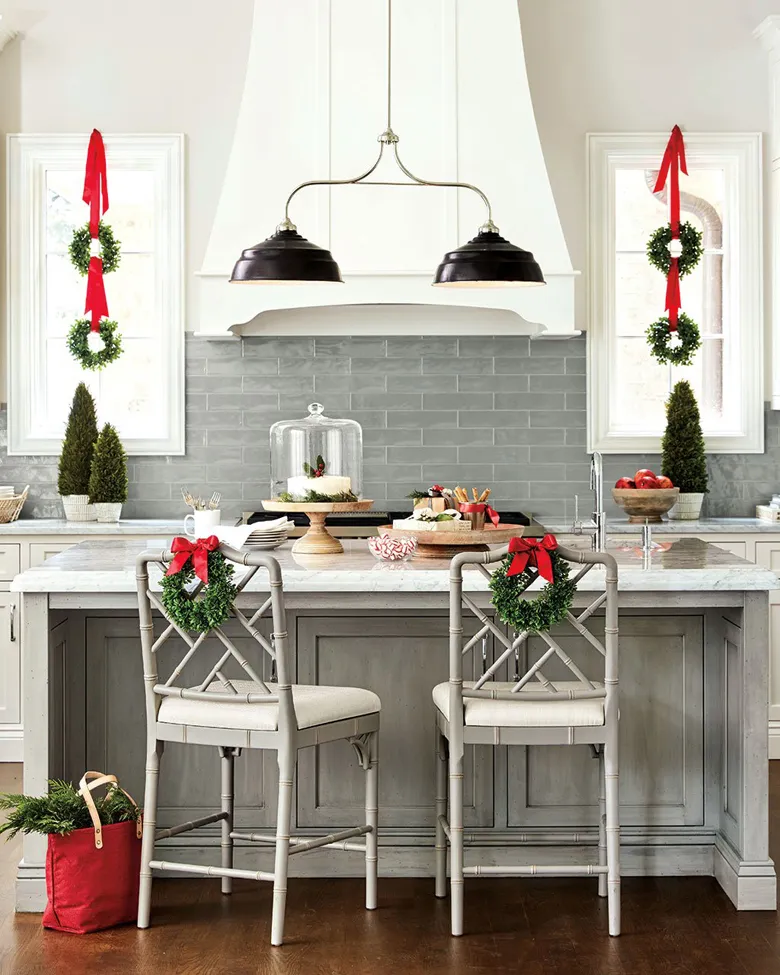 10480 evergreen garland