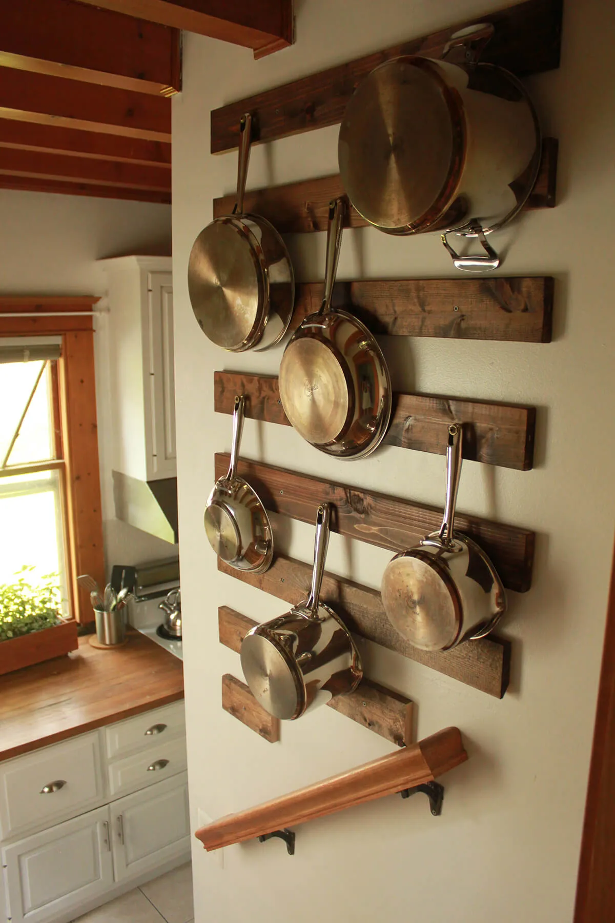 /img/10499-kitchen-wall-decor-ideas-7.webp