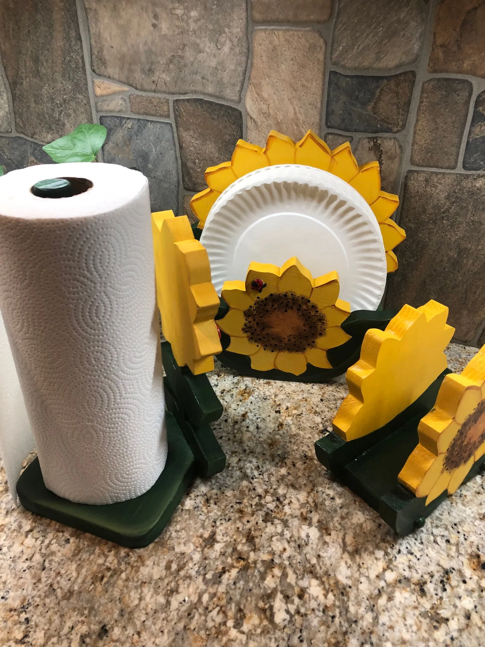 10523 sunflower kitchen accessories