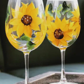 /img/10523-sunflower-kitchen-inspiration.webp