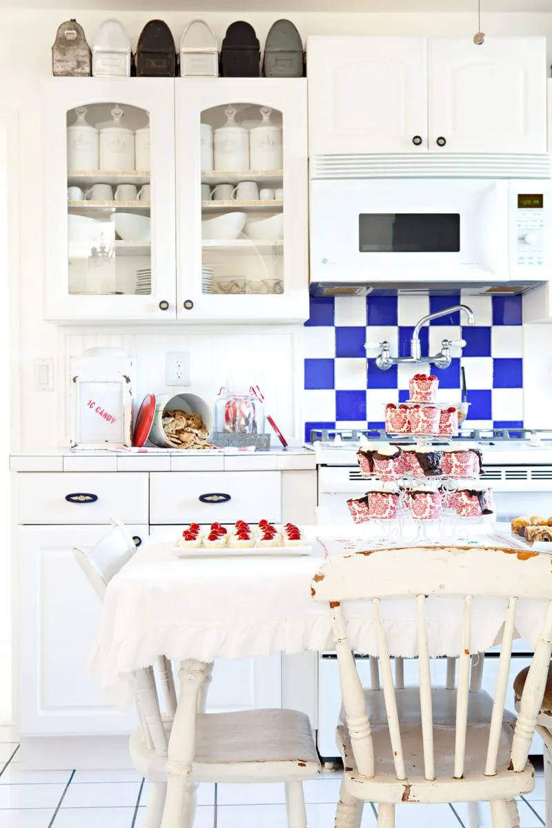 10587 christmas kitchen decor uk 3