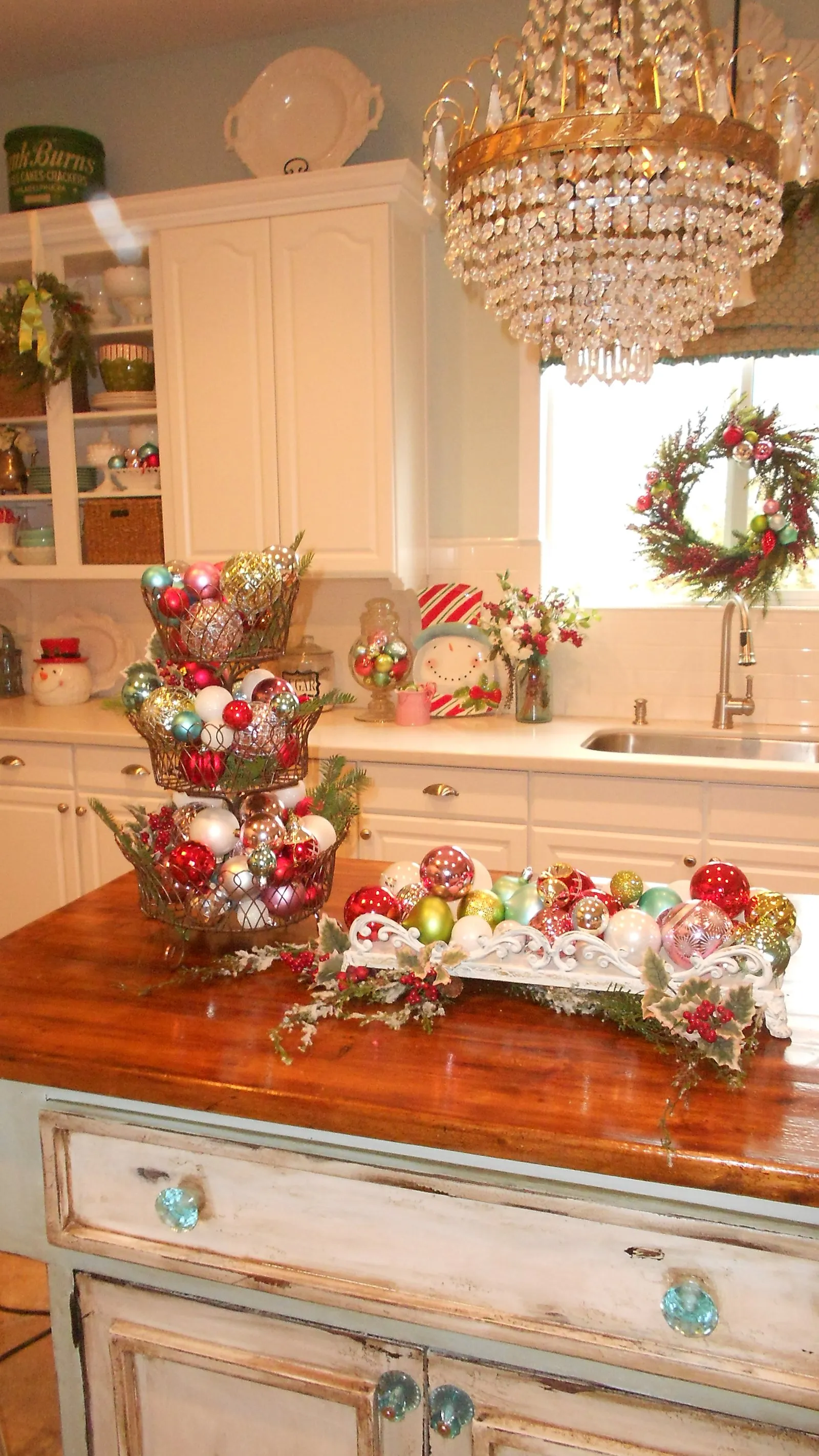 /img/10594-budget-kitchen-decor.webp