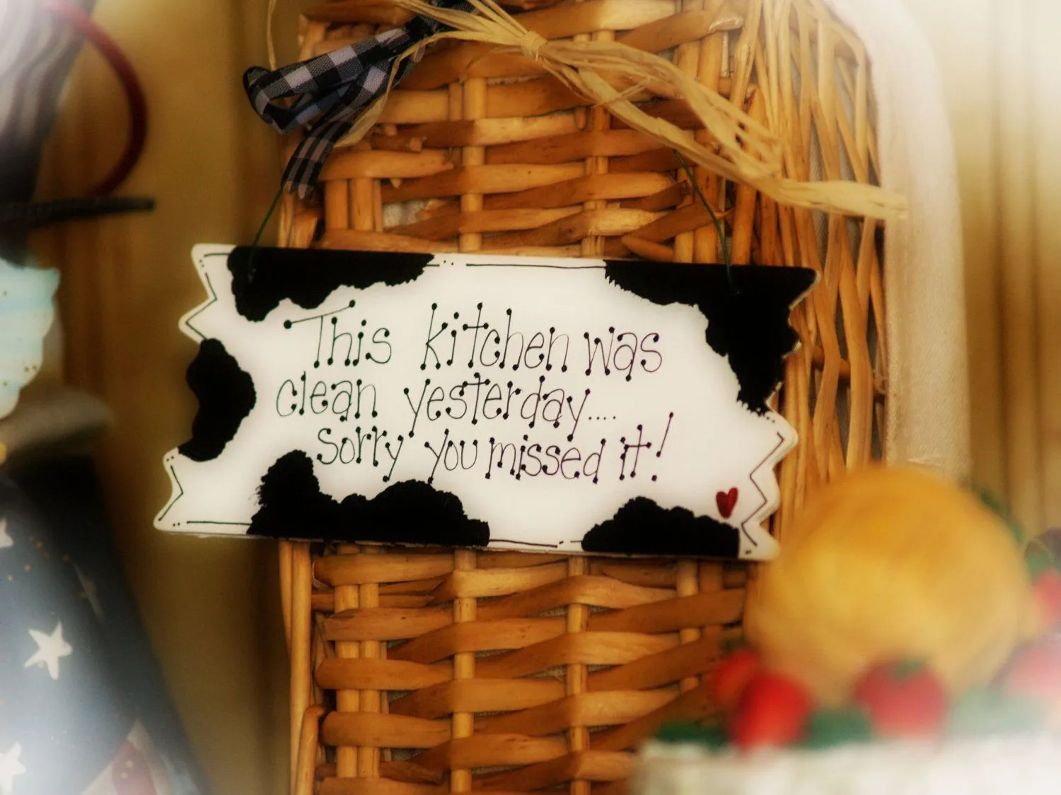 10605 cow kitchen decor main