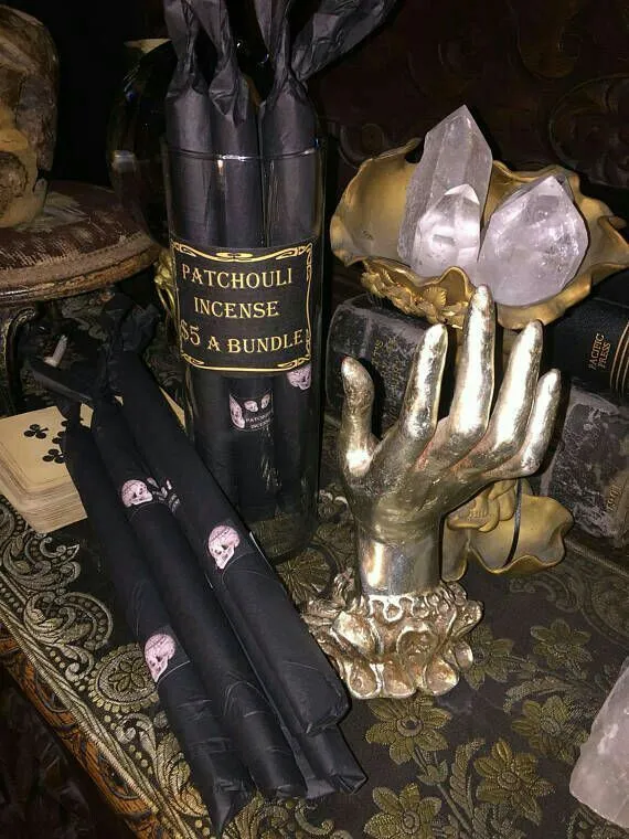 10635 witchy furniture