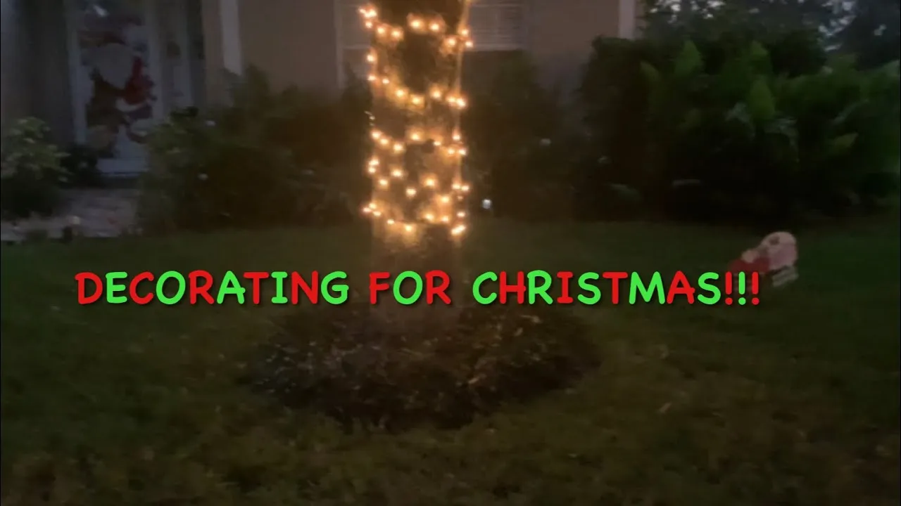 10636 kitchen christmas tree