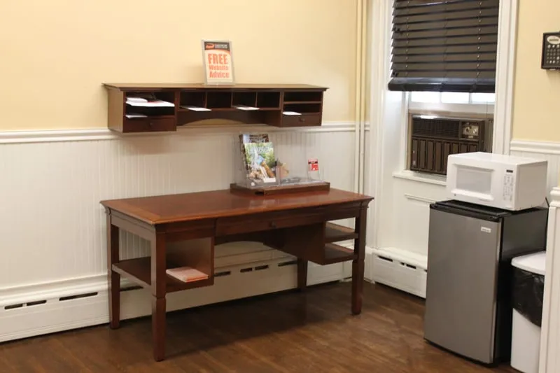 10641 tacky kitchen vintage