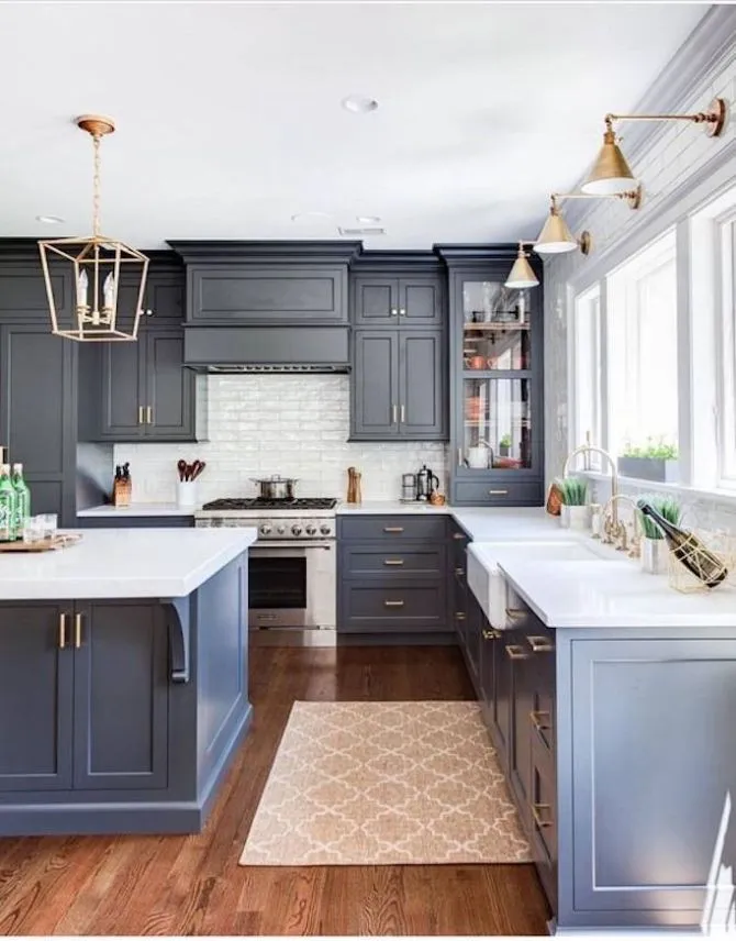 10688 white cabinets blue accents